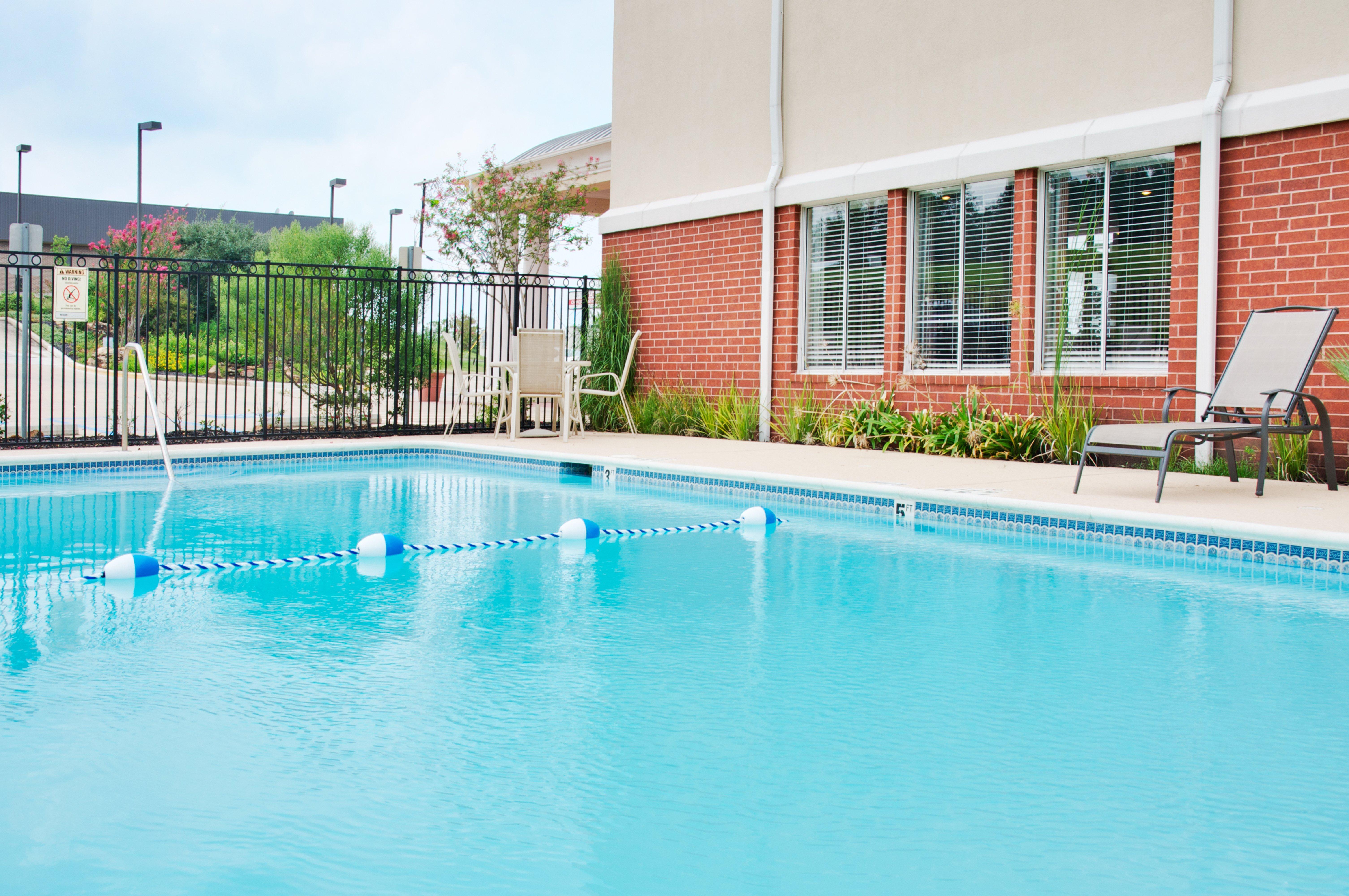 Holiday Inn Express Hotel & Suites Livingston Eksteriør billede