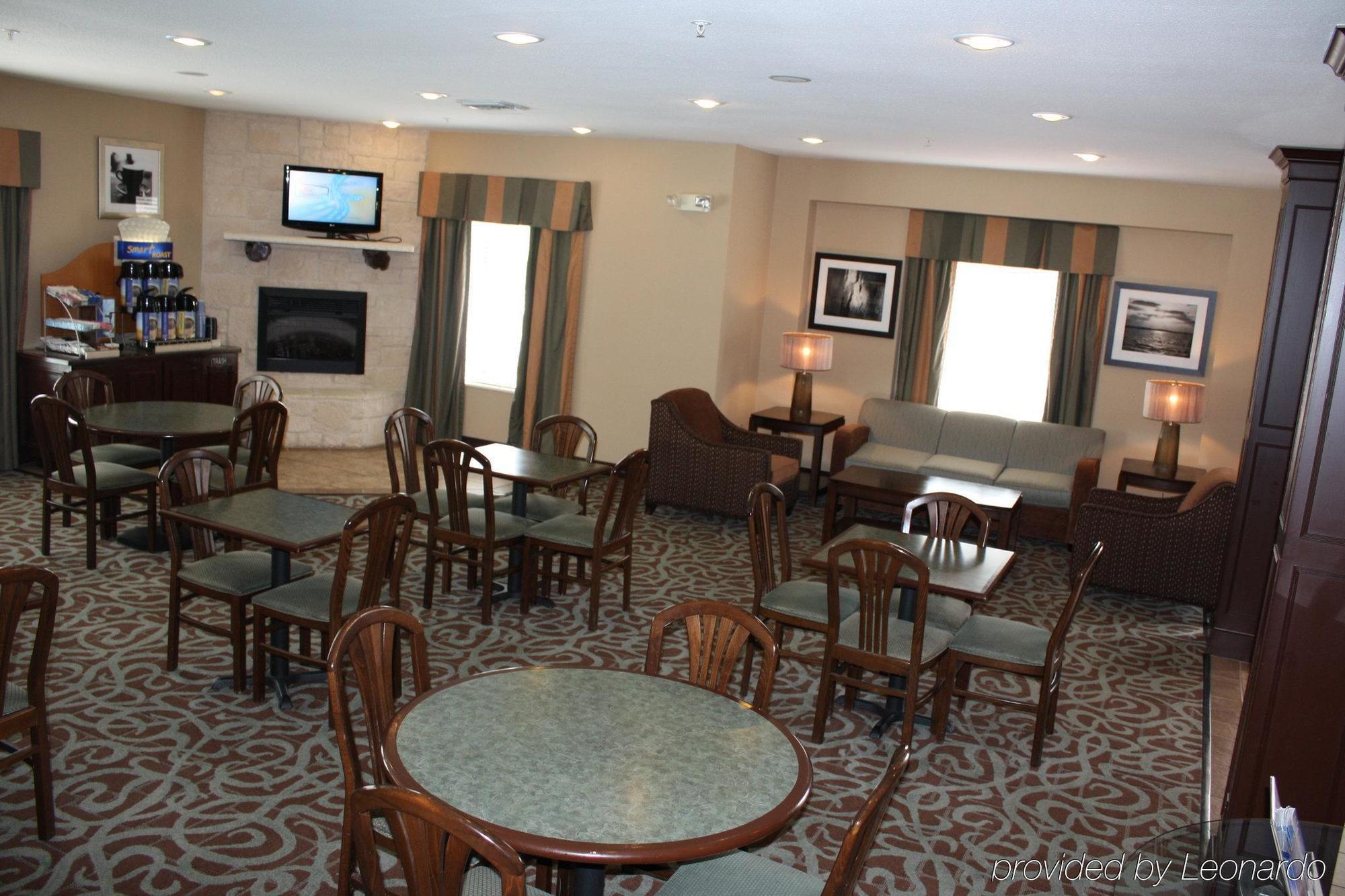 Holiday Inn Express Hotel & Suites Livingston Eksteriør billede