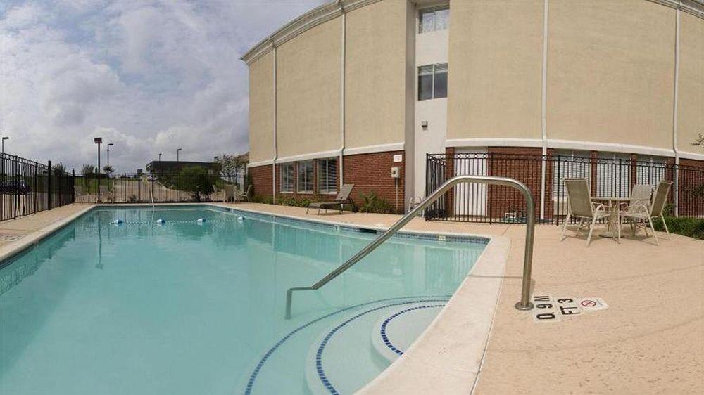 Holiday Inn Express Hotel & Suites Livingston Eksteriør billede