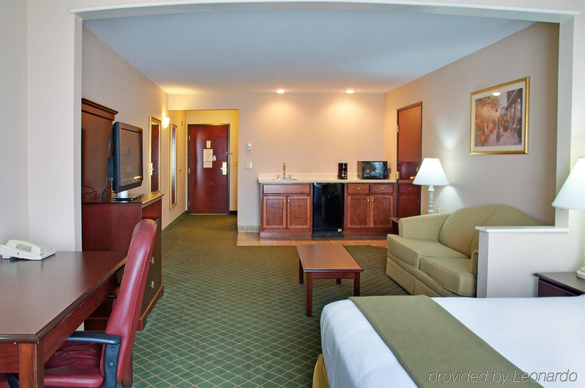 Holiday Inn Express Hotel & Suites Livingston Eksteriør billede